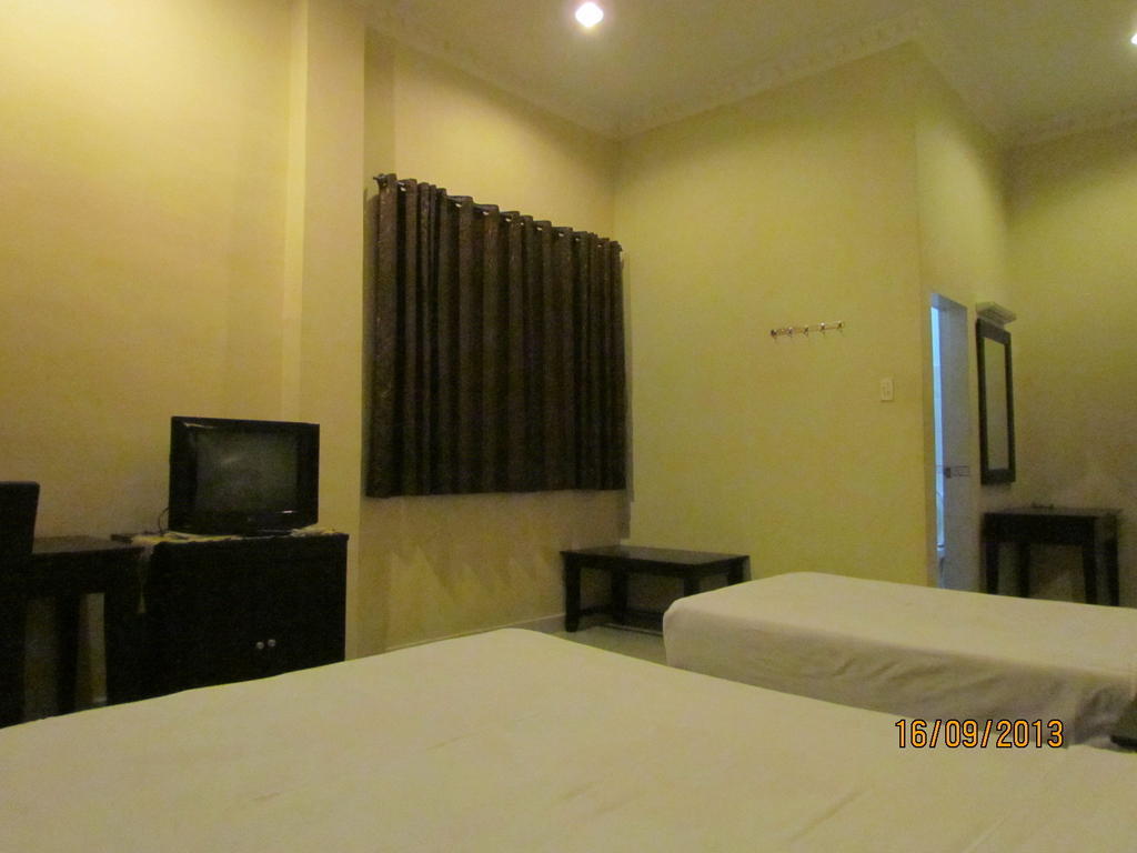Hotel Carolina Transit à Medan Chambre photo